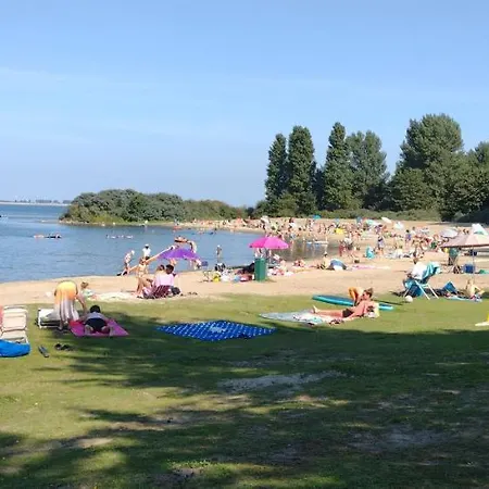 Waterland Apartman Ooltgensplaat