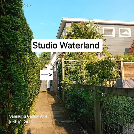 Waterland Apartment Ooltgensplaat